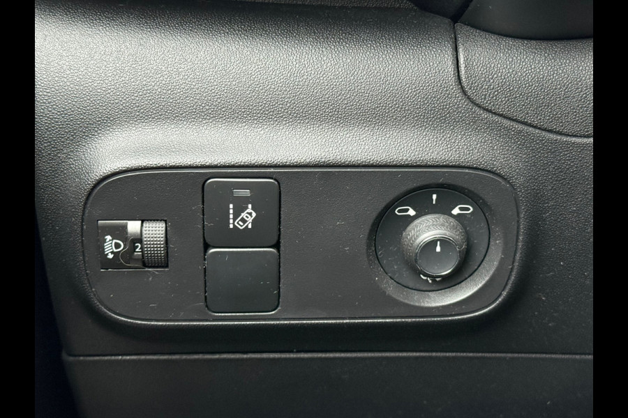 Citroën C3 1.2 PureTech Shine / CARPLAY / NAP / CAMERA
