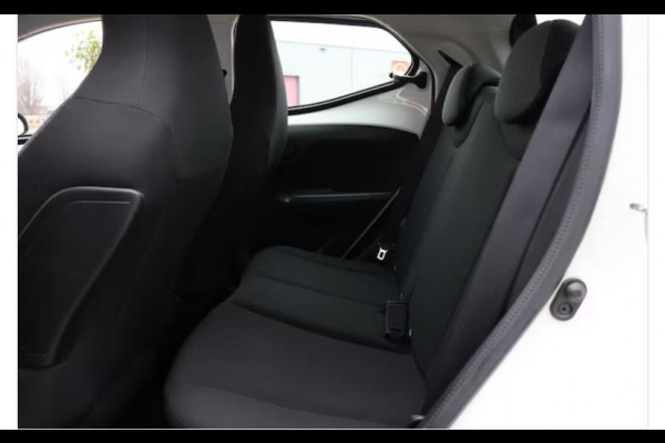 Toyota Aygo 1.0 VVT-i 5-DEURS/75900KM/AIRCO/CRUISE/BLUETHOOT