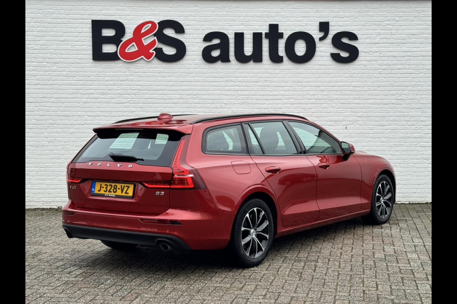Volvo V60 2.0 B3 Momentum Advantage Automaat Comfortpack Adaptive cruise Climate control Leer Full LED Dodehoekdetectie