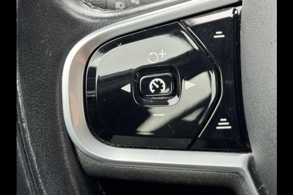 Volvo V60 2.0 B3 Momentum Advantage Automaat Comfortpack Adaptive cruise Climate control Leer Full LED Dodehoekdetectie
