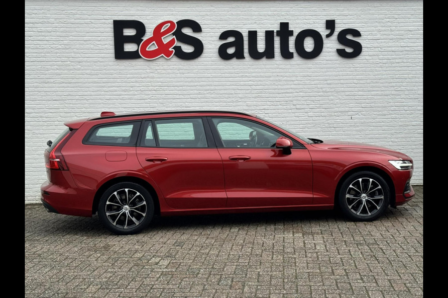 Volvo V60 2.0 B3 Momentum Advantage Automaat Comfortpack Adaptive cruise Climate control Leer Full LED Dodehoekdetectie