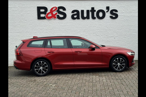Volvo V60 2.0 B3 Momentum Advantage Automaat Comfortpack Adaptive cruise Climate control Leer Full LED Dodehoekdetectie