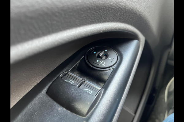 Ford Transit Connect 1.5 EcoBlue 120PK Automaat L2 Limited / BOM VOL / Camera / 3 zits