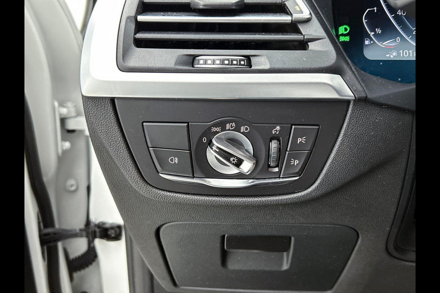 BMW X3 xDrive30e PLUG-In "FACELIFT" M Sport Shadow Line PANORAMADAK | LEER | LIVE-COCKPIT