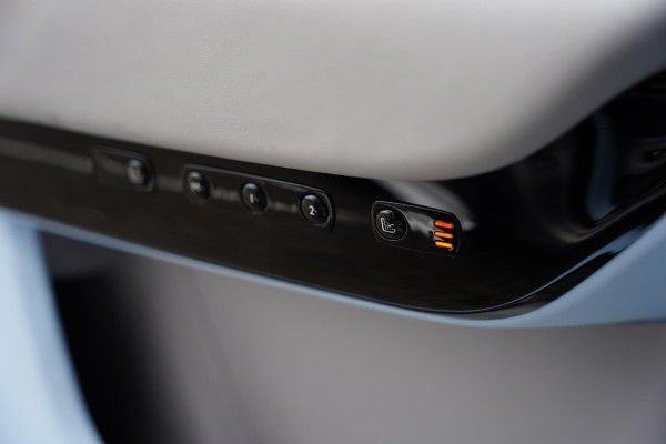 Rolls-Royce Cullinan 6.75 V12 / Bespoke Audio / Starlight / Twin-Coachline