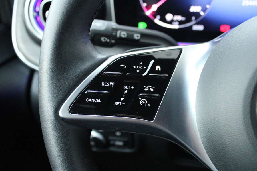 Mercedes-Benz V-Klasse 300d / XXL / DC / 2x Electrische Schuifdeur / 360 Camera / Vol Opties / NIEUWSTAAT