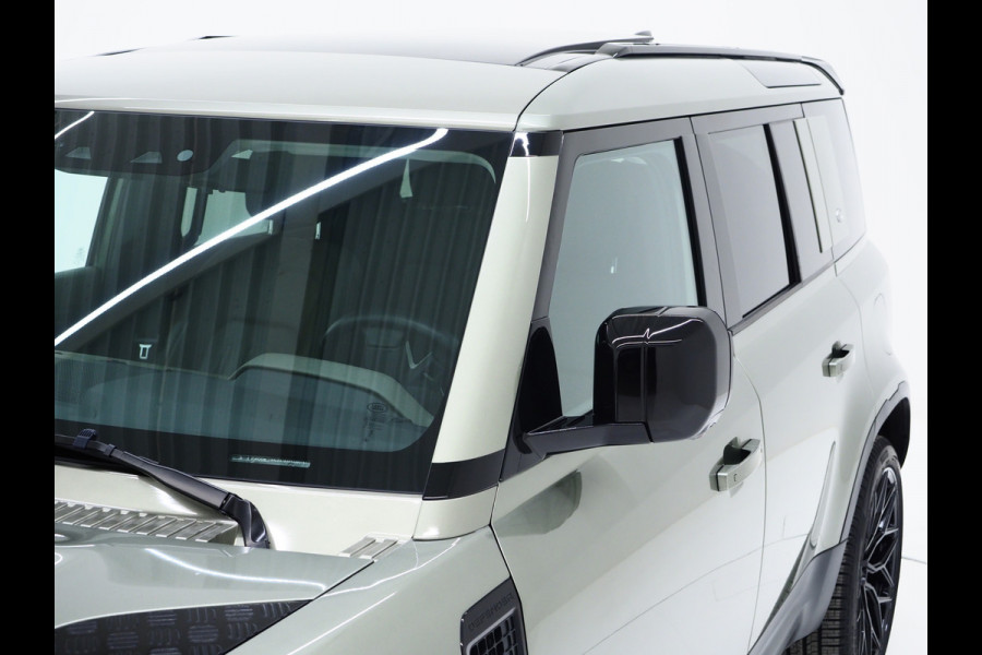 Land Rover Defender 110 2.0 P400e Urban Look | Panoramadak | Black Pack | Luchtvering | Meridian | 360 | Adaptive Cruise