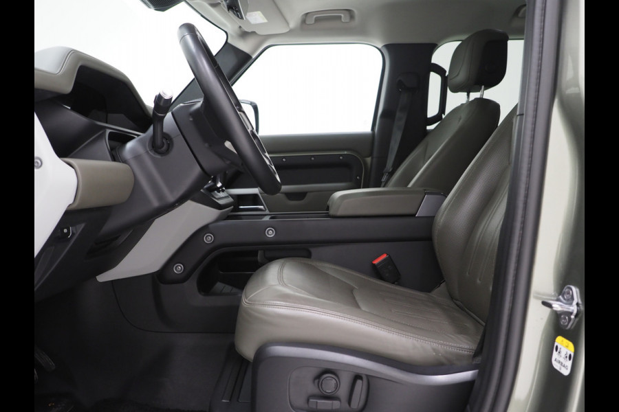 Land Rover Defender 110 2.0 P400e Urban Look | Panoramadak | Black Pack | Luchtvering | Meridian | 360 | Adaptive Cruise