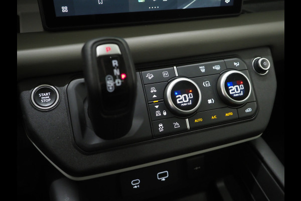 Land Rover Defender 110 2.0 P400e Urban Look | Panoramadak | Black Pack | Luchtvering | Meridian | 360 | Adaptive Cruise