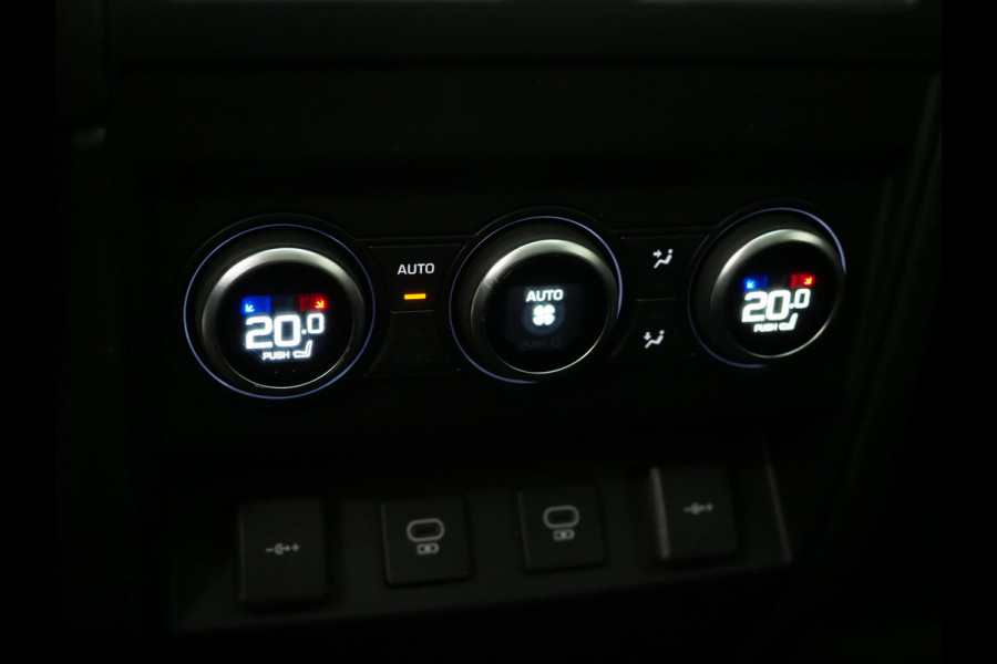 Land Rover Defender 110 2.0 P400e Urban Look | Panoramadak | Black Pack | Luchtvering | Meridian | 360 | Adaptive Cruise