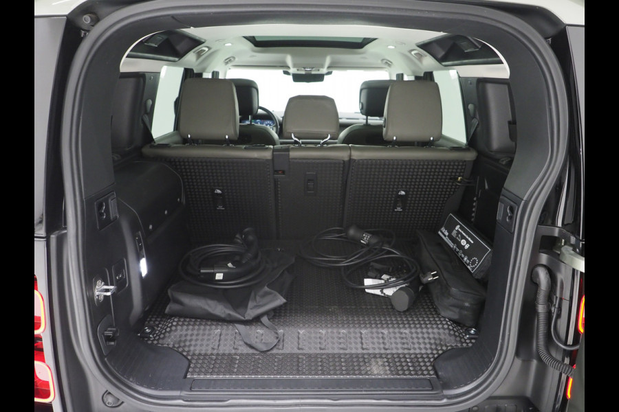 Land Rover Defender 110 2.0 P400e Urban Look | Panoramadak | Black Pack | Luchtvering | Meridian | 360 | Adaptive Cruise