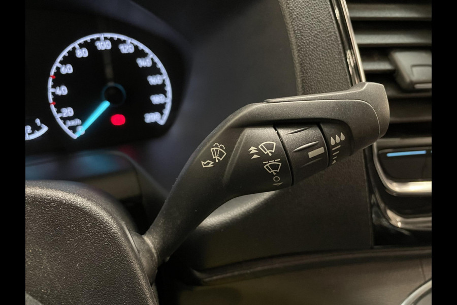 Ford Transit Custom 2.0 TDCI L2H1 Limited Sport Dubbele Cabine Airco Cruise Control Navi Trekhaak 2x schuifdeur apk t/m 10-12-'26