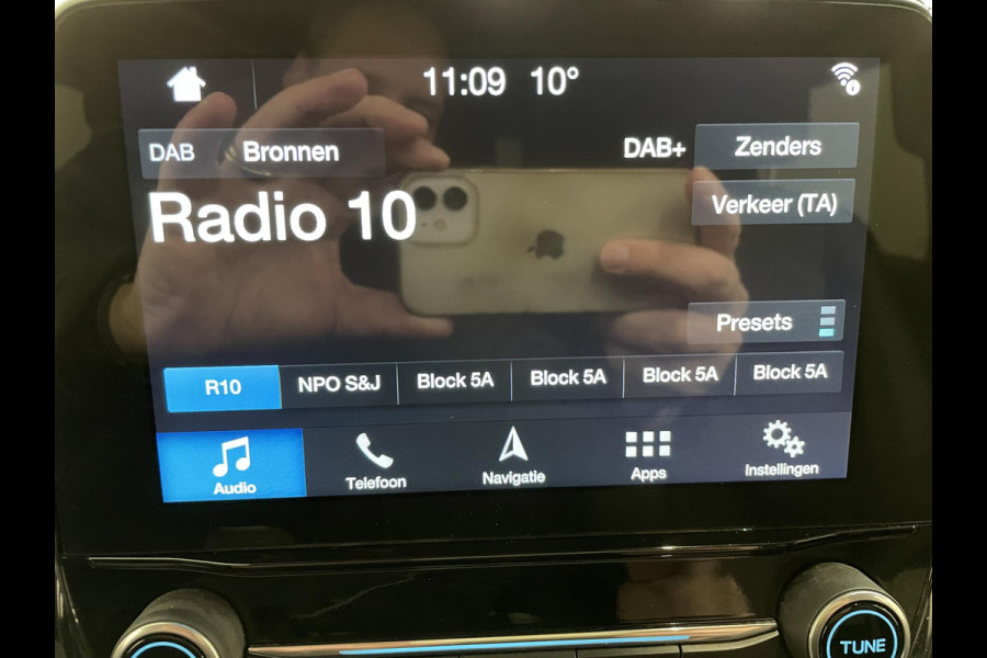 Ford Transit Custom 2.0 TDCI L2H1 Limited Sport Dubbele Cabine Airco Cruise Control Navi Trekhaak 2x schuifdeur apk t/m 10-12-'26