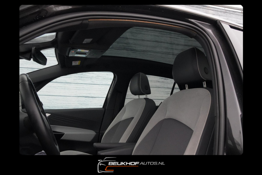 Volkswagen ID.3 First Max 58 kWh Pano Trekhaak Carplay Cam