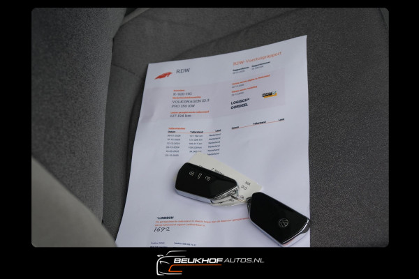 Volkswagen ID.3 First Max 58 kWh Pano Trekhaak Carplay Cam