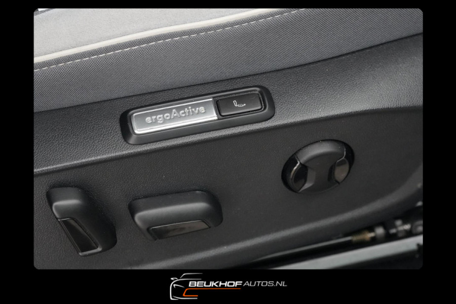 Volkswagen ID.3 First Max 58 kWh Pano Trekhaak Carplay Cam