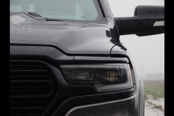 Dodge Ram 1500 5.7 V8 4x4 Crew Cab Limited