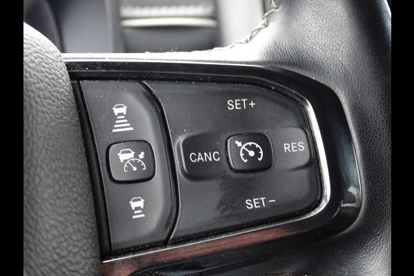 Dodge Ram 1500 5.7 V8 4x4 Crew Cab Limited