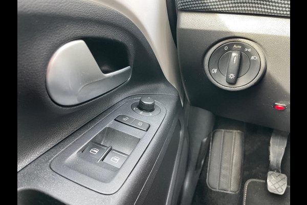 Volkswagen up! 1.0 BMT move up! , 5 Deurs , Airco,