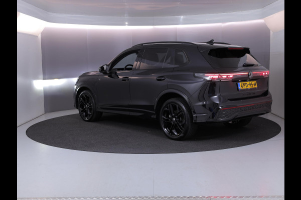 Volkswagen Tiguan 1.5 eHybrid R-Line Business 272pk| el. trekhaak| leer| 20'LMvelgen| Camera| Head-up display