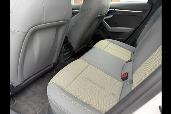 Audi A3 Sportback 40 TFSI e Advanced edition S Line - Automaat - Navi - Winterpakket