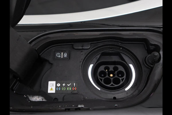 Peugeot 508 1.6 HYbrid 225 Allure | Adaptive cruise | Half leder | Marix LED | Carplay | Camera | Keyless | Navigatie | Getint glas | Climate control | PHEV | Plug In