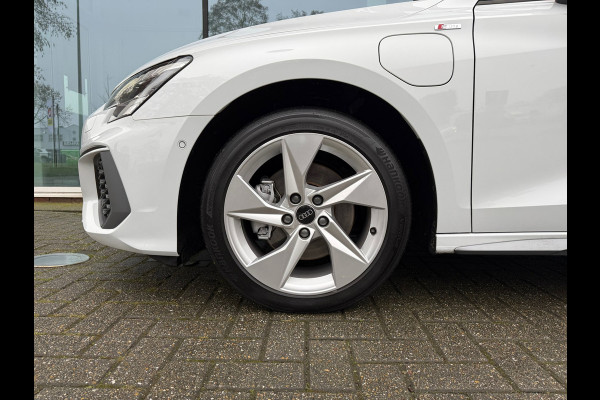 Audi A3 Sportback 40 TFSI e Advanced edition S Line - Automaat - Navi - Winterpakket