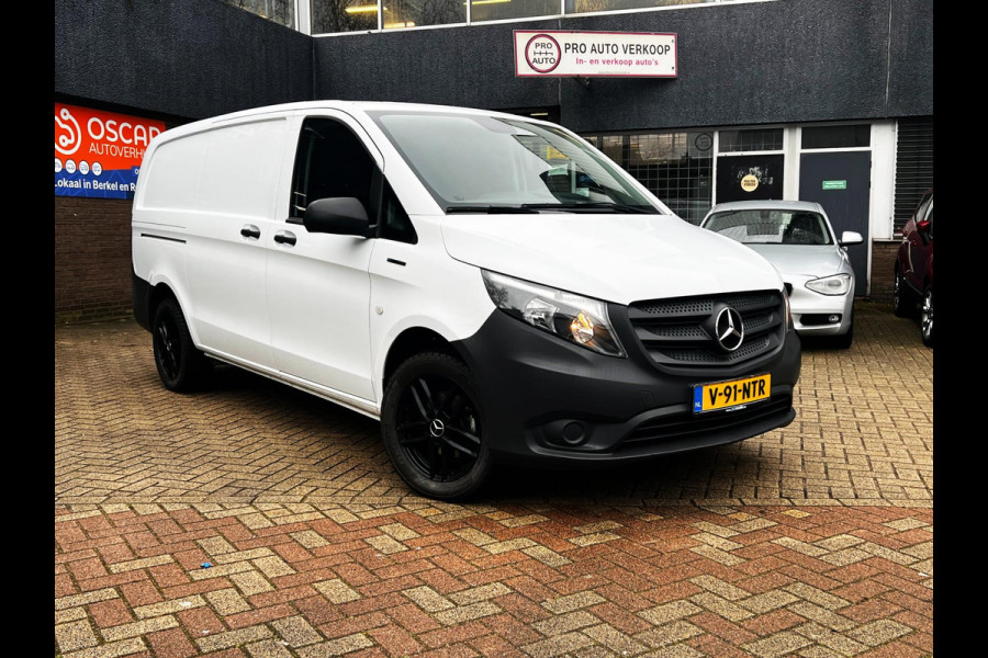 Mercedes-Benz eVito EVito Lang 41 kWh Carplay_Navi_F1 Flippers_Stoelverw