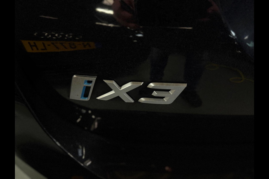 BMW iX3 High Executive 80 kWh SOH 97% PANORAMADAK/HEAD-UP/HARMANKARDON/ /TREKHAAK/LEER FULL-LED/360" CAMERA |