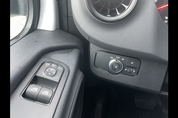 Mercedes-Benz Sprinter 317 CDI Aut. L2H2 Airco | Trekhaak 3500kg | Adaptive Cruise