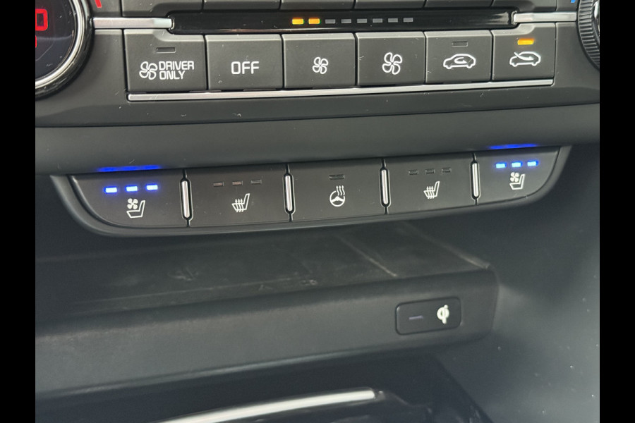 Kia Xceed BWJ 2021 | 1.6 GDi PHEV 141PK ExecutiveLine | TREKHAAK | PANO | LEER | 18'' LMV | CAMERA | STOELVERW | ACHTERBANK VERW | CARPLAY |