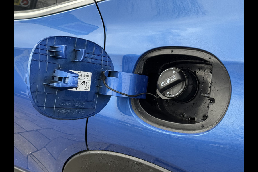 Kia Xceed BWJ 2021 | 1.6 GDi PHEV 141PK ExecutiveLine | TREKHAAK | PANO | LEER | 18'' LMV | CAMERA | STOELVERW | ACHTERBANK VERW | CARPLAY |