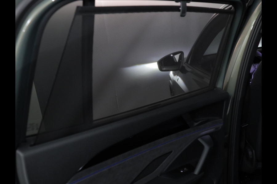 Volkswagen Tayron 1.5 eHybrid R-Line Edition 272 pk Automaat (DSG) | Navigatie | Panoramadak | Parkeersensoren (Park assist) | Achteruitrijcamera | Black Style pakket | R-Line |