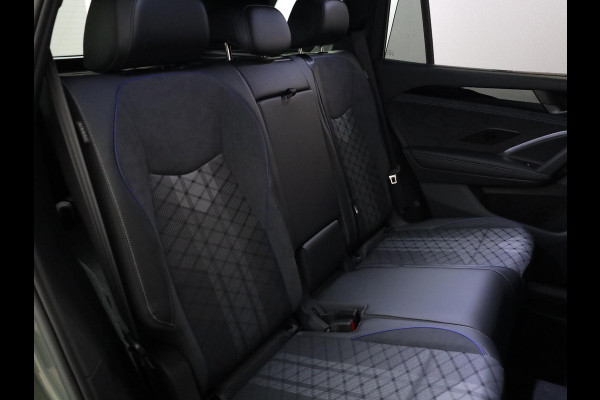 Volkswagen Tayron 1.5 eHybrid R-Line Edition 272 pk Automaat (DSG) | Navigatie | Panoramadak | Parkeersensoren (Park assist) | Achteruitrijcamera | Black Style pakket | R-Line |