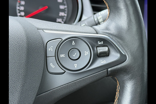 Opel Crossland X BWJ 2018 | 1.2T 111pk Innovation | PANO DAK | CAMERA | CLIMA | NAVI | PRIVACY GLASS | SPORTSTOELEN | WINTERPAKKET | CARPLAY