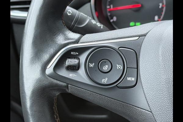 Opel Crossland X BWJ 2018 | 1.2T 111pk Innovation | PANO DAK | CAMERA | CLIMA | NAVI | PRIVACY GLASS | SPORTSTOELEN | WINTERPAKKET | CARPLAY