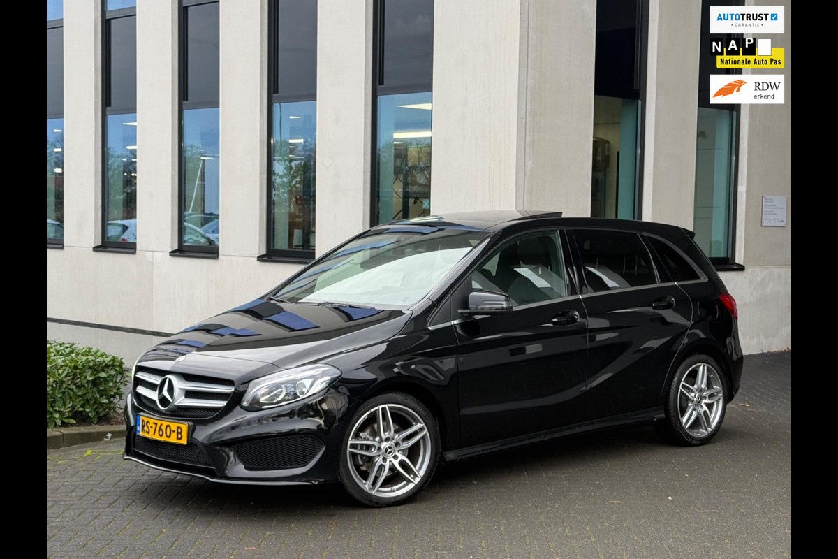 Mercedes-Benz B-Klasse 180 AUTOMAAT AMG styling, panoramadak, trekhaak, 47000 km, dealer onderhouden, NL auto met nap