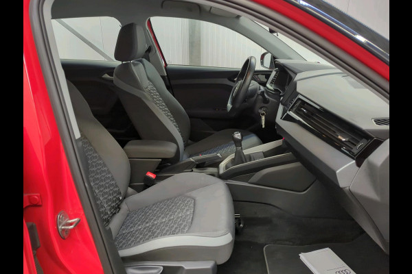 Audi A1 Sportback 30 TFSI S-Edition | Achteruitrijcamera | Cruise Control | Carplay |