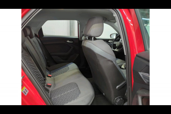 Audi A1 Sportback 30 TFSI S-Edition | Achteruitrijcamera | Cruise Control | Carplay |