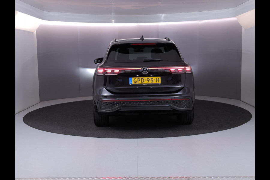 Volkswagen Tiguan 1.5 eHybrid R-Line Business 272pk| el. trekhaak| leer| 20'LMvelgen| Camera| Head-up display