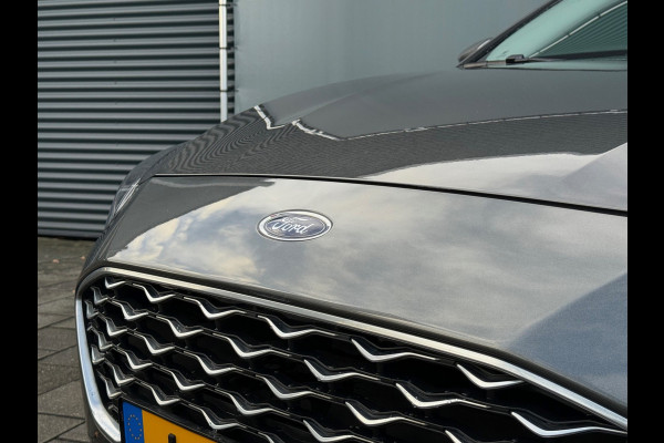 Ford FOCUS Wagon BWJ 11-2020 | 1.5T 150PK Vignale AUTOMAAT | LEER | PANO DAK | TREKHAAK | CAMERA | CLIMA | NAVI | LED | PDC 2X | CARPLAY