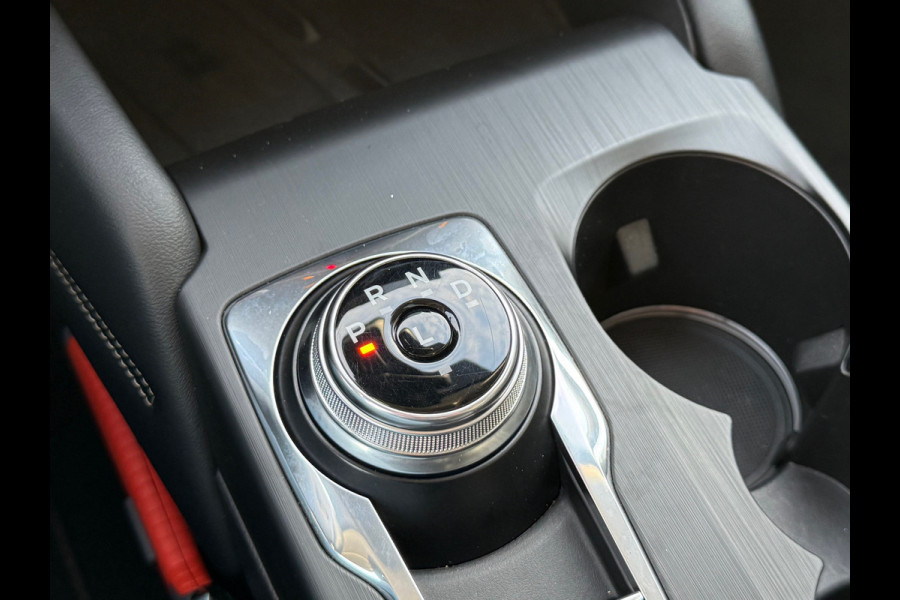 Ford FOCUS Wagon BWJ 11-2020 | 1.5T 150PK Vignale AUTOMAAT | LEER | PANO DAK | TREKHAAK | CAMERA | CLIMA | NAVI | LED | PDC 2X | CARPLAY