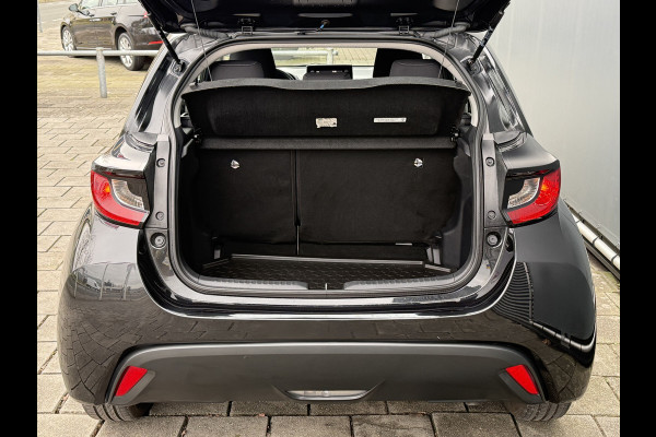 Toyota Yaris BWJ 2022 | 1.5 116PK Hybrid Active AUTOMAAT | TREKHAAK | CLIMA | NAVI | CAMERA | CRUISE | CARPLAY |