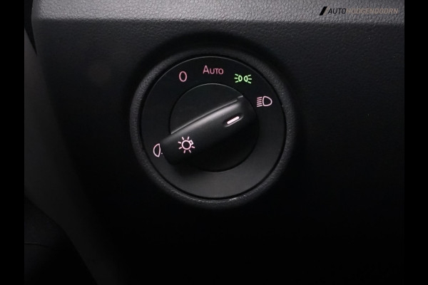 Volkswagen up! 1.0 BMT Move Up! Luxe (AIRCO,ELEKTRISCHE RAMEN,LED VERLICHTING,FACELIFT,BLUETOOTH,COMFORT-STOELEN,NIEUWE APK)