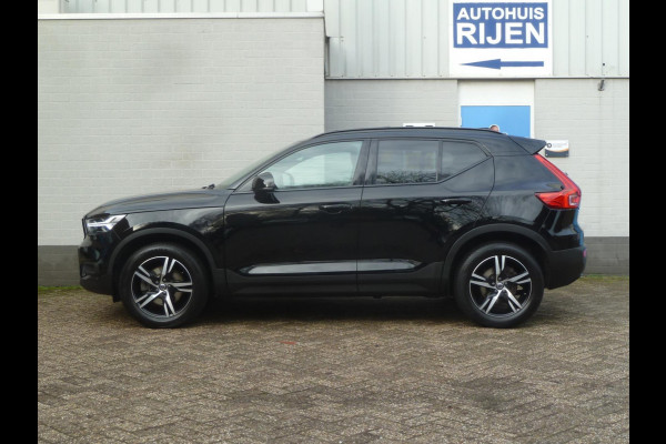 Volvo XC40 2.0 B4 R-Design|Panodak|Memory|Harman/Kardon|Adaptive-Cruise|Trekhaak|360-Camera|Stoel/Stuurverwarming