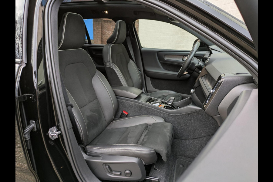 Volvo XC40 2.0 B4 R-Design|Panodak|Memory|Harman/Kardon|Adaptive-Cruise|Trekhaak|360-Camera|Stoel/Stuurverwarming