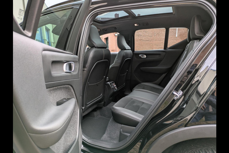 Volvo XC40 2.0 B4 R-Design|Panodak|Memory|Harman/Kardon|Adaptive-Cruise|Trekhaak|360-Camera|Stoel/Stuurverwarming