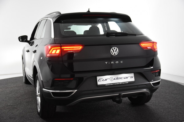 Volkswagen T-Roc 1.0 TSI Style *Trekhaak*Camera*Stoelverwarming*