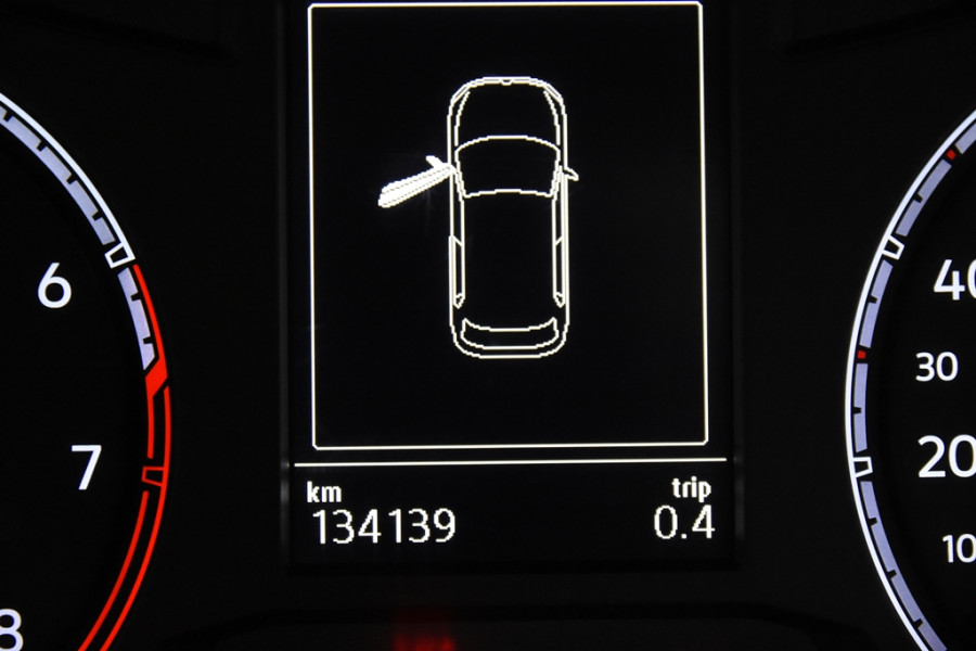 Volkswagen T-Roc 1.0 TSI Style *Trekhaak*Camera*Stoelverwarming*