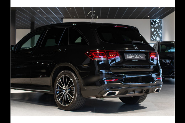 Mercedes-Benz GLC 200 4-M AMG Night|Panorama|20"|Trekhaak|MBUX|Spoorpakket|Sfeerverlichting|Treeplanken|New Service